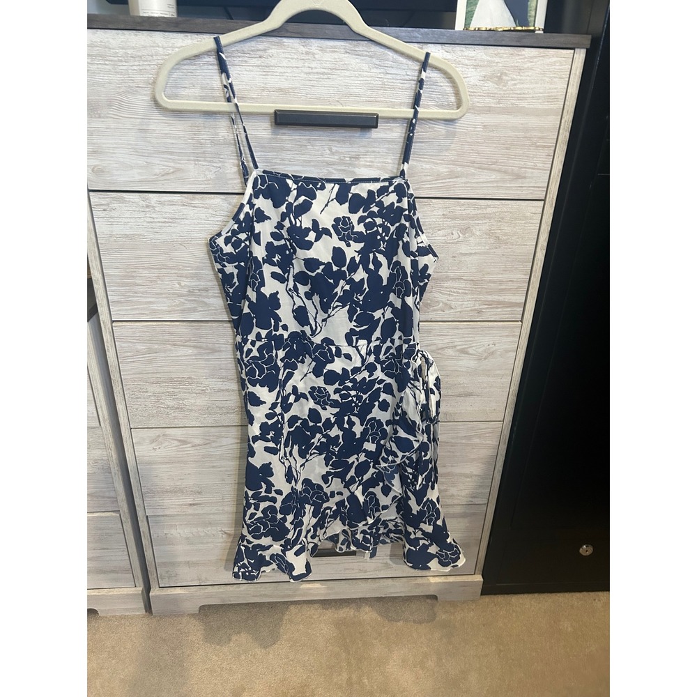 SHEIN Floral Blue White Ruffle Mini Dress Sleeveless Smocked Back Size XL - Picture 3 of 6
